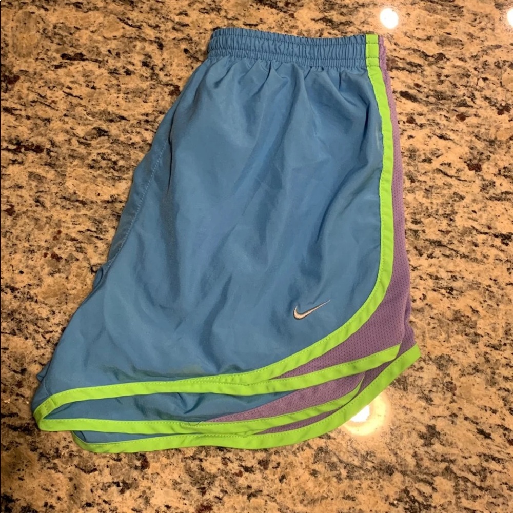 Women’s Nike Dri fit shorts size medium!